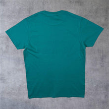 Load image into Gallery viewer, Early 00’s Delta Hollywood USA Graphic Spellout Souvenir T-Shirt
