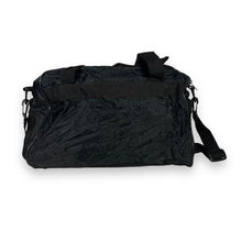 Load image into Gallery viewer, Vintage 90&#39;s CLASSIC EQUIPMENT &quot;Heroes Of Combat&quot; Military Army Graphic Holdall Duffle Weekend Bag
