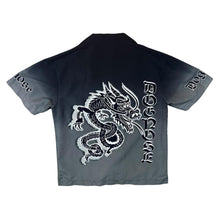 Load image into Gallery viewer, Early 00&#39;s Dognose Gothic Y2K Dragon Graphic Grey Black Short Sleeve Polyester Shirt

