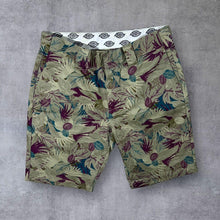 Load image into Gallery viewer, Dickies Floral Leaf Patterned Skater Cotton Blend Chino Shorts
