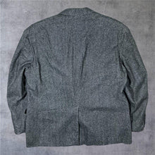 Load image into Gallery viewer, Vintage Gianfranco Ruffini Grey Herringbone Tweed Camel Hair Blend Blazer Jacket
