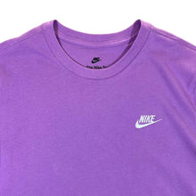 Load image into Gallery viewer, NIKE &quot;The Nike Tee&quot; Classic Embroidered Mini Logo Purple T-Shirt
