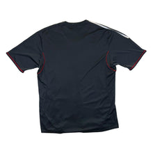 Load image into Gallery viewer, Adidas LIVERPOOL FC 2011/12 Standard Chartered Black Away Football Shirt
