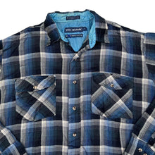 Load image into Gallery viewer, Early 00’s VAN HEUSEN “Winterweights” Tartan Plaid Check Long Sleeve Flannel Shirt
