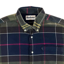 Load image into Gallery viewer, Barbour &quot;Tailored Fit&quot; Tartan Plaid Check Long Sleeve Button-Up Cotton Shirt
