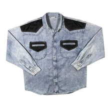Load image into Gallery viewer, Vintage Cowboy Western Stonewashed Blue Denim Long Sleeve Cotton Shirt
