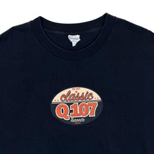 Load image into Gallery viewer, Early 00&#39;s CLASSIC Q107 &quot;Toronto Canada&quot; Rock Music Radio Souvenir Graphic T-Shirt
