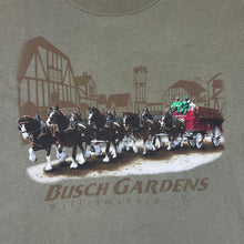 Load image into Gallery viewer, Vintage BUSCH GARDENS "Williamsburg" Horse Carriage Souvenir Graphic T-Shirt
