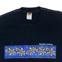 Load image into Gallery viewer, Vintage 90&#39;s HAWAIIAN GECKOS Cave Art Souvenir Spellout Graphic Black T-Shirt
