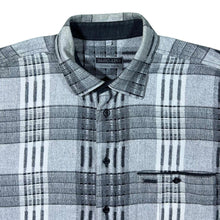 Load image into Gallery viewer, Vintage Basic Line Grey Black White Plaid Check Cotton Long Sleeve Flannel Shirt
