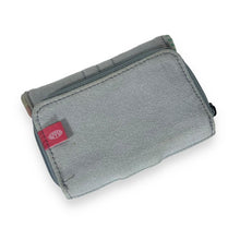Load image into Gallery viewer, Early 00&#39;s ANIMAL Embroidered Logo Surfer Skater Y2K Wallet
