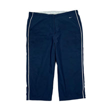 Load image into Gallery viewer, Early 00’s NIKE Silver Tag Classic Embroidered Mini Swoosh Logo 3/4 Length Tracksuit Bottoms
