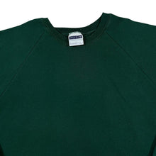 Load image into Gallery viewer, Vintage 90&#39;s FRUIT OF THE LOOM Classic Basic Blank Essential Green Crewneck Sweatshirt
