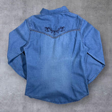 Load image into Gallery viewer, Early 00&#39;s Cowboy Western Style Embroidered Floral Popper Blue Denim Long Sleeve Shirt
