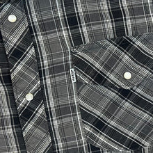 Load image into Gallery viewer, Levi&#39;s &quot;Regular&quot; Cowboy Western Black Grey Check Popper Button Long Sleeve Shirt
