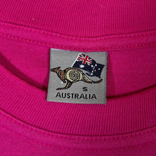 Load image into Gallery viewer, Vintage AUSTRALIA &quot;Adelaide&quot; Koala Bear Embroidered Souvenir Graphic Pink T-Shirt
