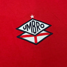 Load image into Gallery viewer, UMBRO ENGLAND Football Embroidered Mini Logo Tape Sleeve Short Sleeve T-Shirt
