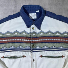 Load image into Gallery viewer, Vintage Man's World Of Fashion Cowboy Western Patterned Long Sleeve Cotton Shirt
