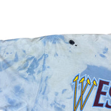 Load image into Gallery viewer, WEST HAM UNITED &quot;Play Off Final 2005&quot; Football Souvenir Graphic Tie Dye Distressed T-Shirt
