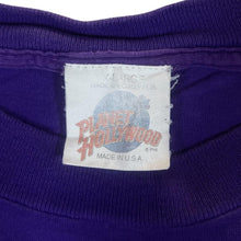 Load image into Gallery viewer, Vintage 90's PLANET HOLLYWOOD "Walt Disney World" Souvenir Logo Graphic Purple T-Shirt
