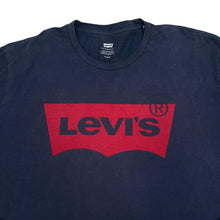 Load image into Gallery viewer, LEVI&#39;S RED TAB Classic Big Logo Spellout Graphic Long Sleeve T-Shirt
