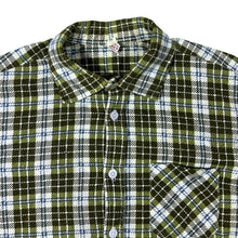 Load image into Gallery viewer, Vintage Absolwent Green Multi Plaid Check Long Sleeve Cotton Flannel Shirt
