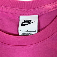 Load image into Gallery viewer, NIKE Classic Basic Embroidered Mini Logo Pink T-Shirt
