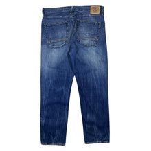 Load image into Gallery viewer, HILFIGER DENIM Tommy Hilfiger &quot;Woody Comfort&quot; Blue Denim Relaxed Straight Leg Jeans
