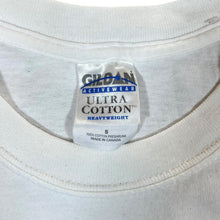 Load image into Gallery viewer, Early 00&#39;s CANADA Flag Souvenir Spellout Graphic White T-Shirt
