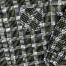 Load image into Gallery viewer, Vintage Triola Green White Blue Plaid Check Long Sleeve Cotton Flannel Shirt
