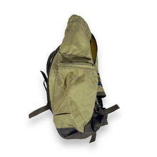 Load image into Gallery viewer, Vintage KARRIMOR Karibou Series Hiking Outdoor Lightweight Drawstring Backpack Rucksack Bag
