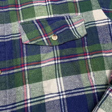 Load image into Gallery viewer, Vintage KING’S CLUB Classic Tartan Plaid Lumberjack Check Long Sleeve Flannel Shirt
