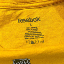 Load image into Gallery viewer, Reebok NHL NASHVILLE PREDATORS Ice Hockey Logo Spellout Graphic T-Shirt
