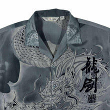 Load image into Gallery viewer, Early 00&#39;s Hai Zhou Gothic Y2K Dragon Graphic Grey Short Sleeve Shirt
