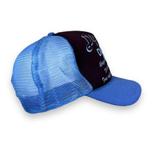 Load image into Gallery viewer, Vintage DIPPIN&#39; DONUTS Souvenir Graphic Mesh Trucker Baseball Cap
