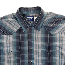 Load image into Gallery viewer, Vintage Wrangler Cowboy Cut Regular Fit Western Check X-Long Tails Long Sleeve Popper Shirt
