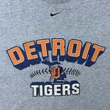 Load image into Gallery viewer, Vintage Nike Team MLB Detroit Tigers Baseball Graphic Grey Cotton T-Shirt

