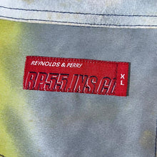 Load image into Gallery viewer, Early 00&#39;s Reynolds &amp; Perry RP55 (2001) The Hustler Gangster Hip Hop Short Sleeve Shirt
