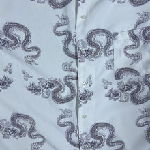 Load image into Gallery viewer, Vintage Ken Aisy Gothic Y2K Dragon Patterned White Short Sleeve Shirt
