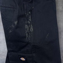 Load image into Gallery viewer, Dickies Classic Black Skater Workwear Chino Shorts
