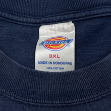 Load image into Gallery viewer, Early 00’s DICKIES Classic Blank Short Sleeve Faded Cotton Pocket T-Shirt
