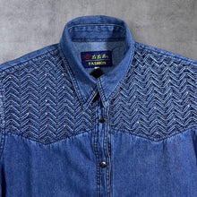 Load image into Gallery viewer, Early 00&#39;s Li Li Las Fashion Western Style Blue Denim Popper Short Sleeve Shirt
