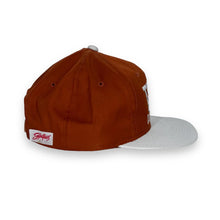 Load image into Gallery viewer, Deadstock Vintage 90's Signatures NCAA TEXAS LONGHORNS Embroidered Baseball Cap
