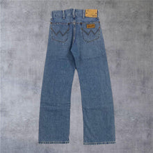 Load image into Gallery viewer, Deadstock Wrangler “353” Loose Fit Zip Fly Blue Denim Jeans
