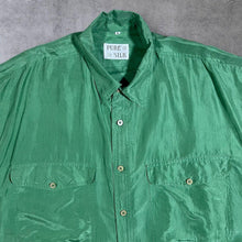 Load image into Gallery viewer, Vintage 90's Pure Silk Classic Green 100% Silk Short Sleeve Shirt
