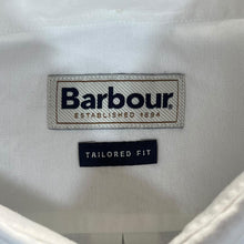 Load image into Gallery viewer, Barbour &quot;Tailored Fit&quot; Classic White Mini Logo Long Sleeve Button-Up Cotton Shirt
