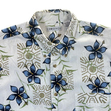 Load image into Gallery viewer, Vintage Crossings Floral Hawaiian Patterned Short Sleeve Cotton Button-Up Shirt

