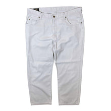 Load image into Gallery viewer, Vintage Lee &quot;Brooklyn&quot; Made in Malta Light Grey Straight Leg Denim Jeans
