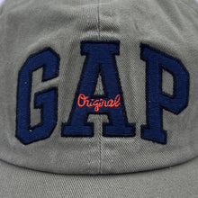 Load image into Gallery viewer, Early 00’s GAP ORIGINAL Embroidered Logo Spellout Baseball Cap
