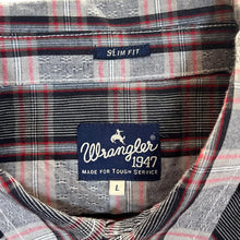 Load image into Gallery viewer, Wrangler &quot;Slim Fit&quot; Cowboy Western Plaid Check Popper Long Sleeve Shirt
